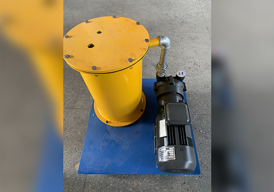 新一代65B型康發(fā)JSH標準化全新雙螺桿擠出造粒機組系列、品質(zhì)控制柜、真空系統(tǒng)等展示！竭誠為您提供質(zhì)優(yōu)、高產(chǎn)、高性價比擠出造粒設備，期待您的考察與指導！