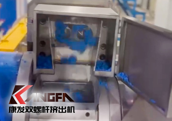 JSH雙階式85/200單、雙螺桿造粒機(jī)電纜料生產(chǎn)線試機(jī) 產(chǎn)量達(dá)1.5噸/每小時